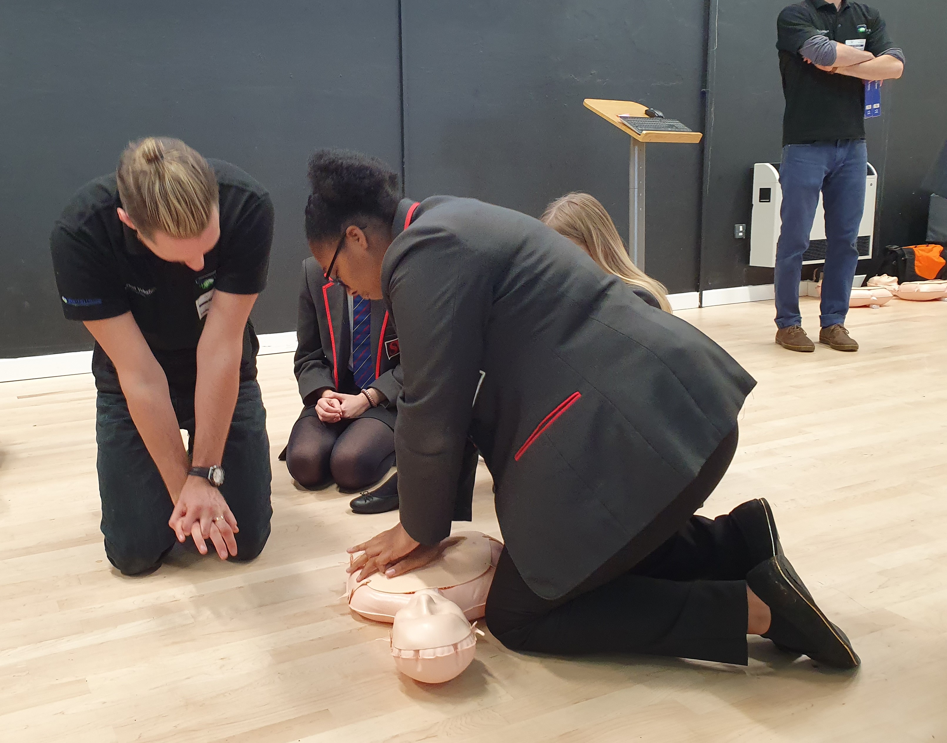 Great Western Heartstarters delivers first session in Gloucestershire on Restart a Heart Day